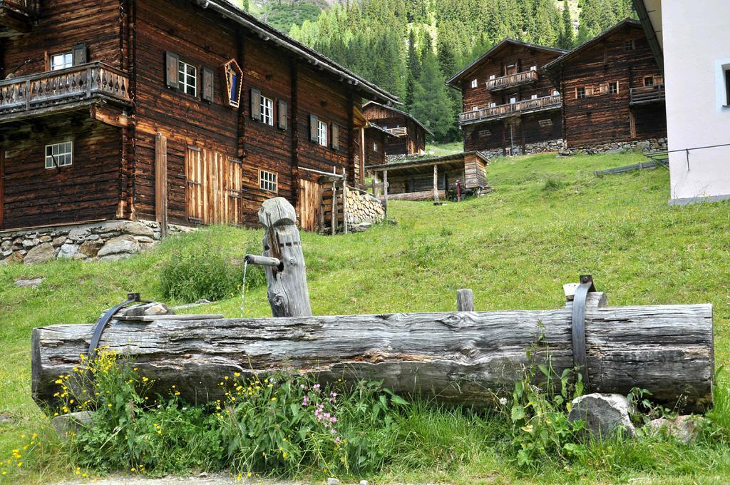 Hôtel Der Gannerhof à Innervillgraten Extérieur photo