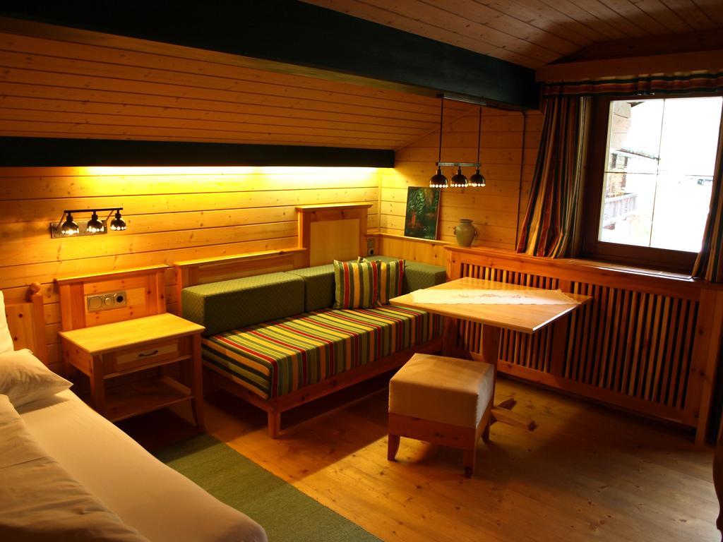 Hôtel Der Gannerhof à Innervillgraten Chambre photo